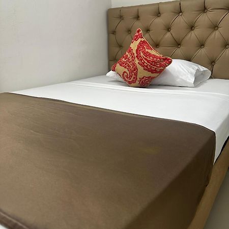 Hotel Hernandez Ctg Картахена Экстерьер фото