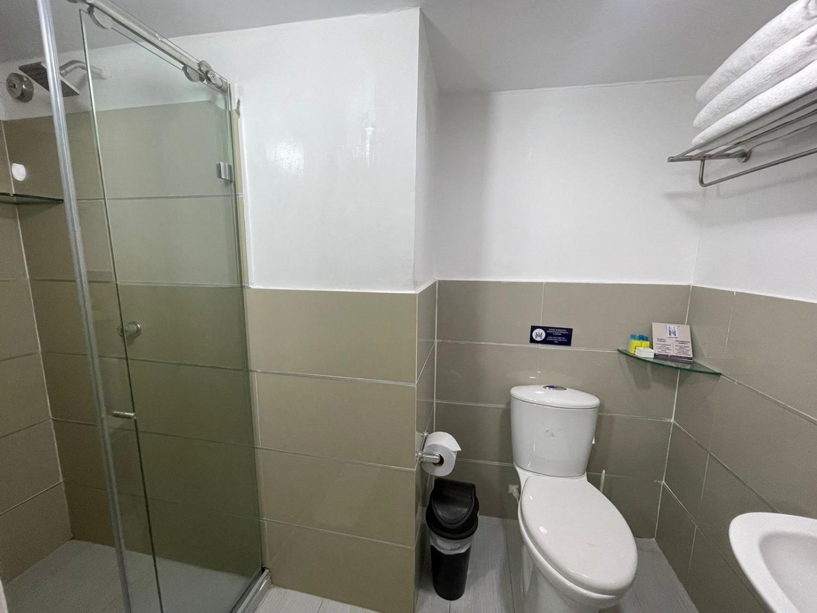 Hotel Hernandez Ctg Картахена Экстерьер фото