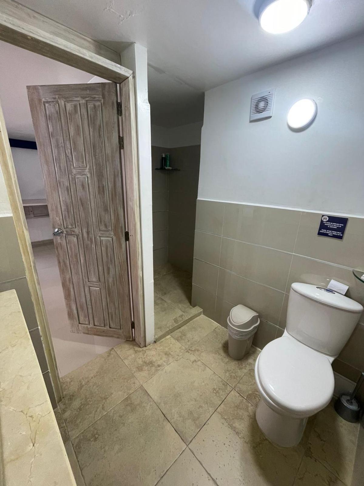 Hotel Hernandez Ctg Картахена Экстерьер фото