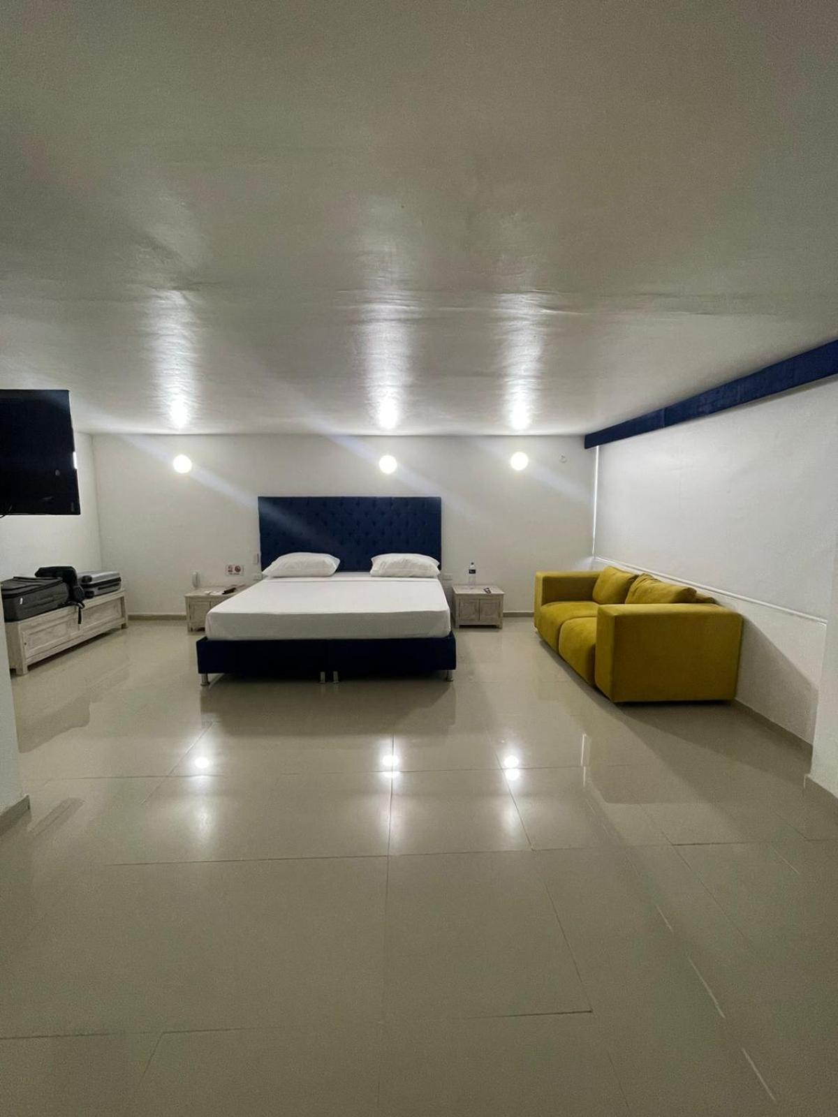 Hotel Hernandez Ctg Картахена Экстерьер фото